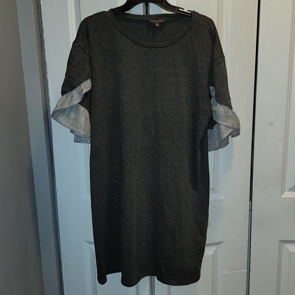 Heatherβ
Grayβ
t-shirtΒ dress